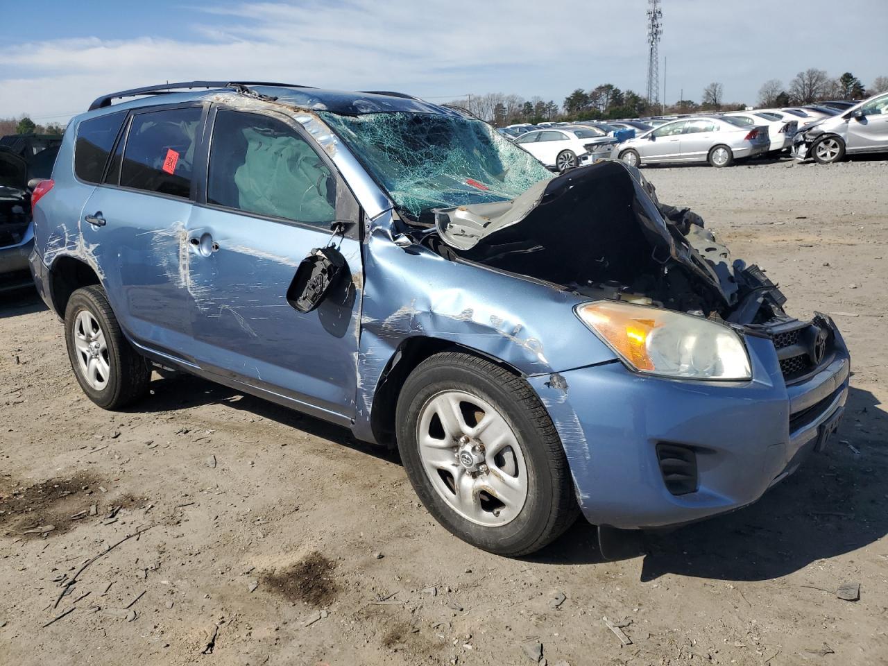 2011 TOYOTA RAV4 - Фото 4