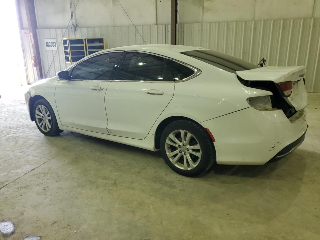 2015 CHRYSLER 200 LIMITE - Image 2