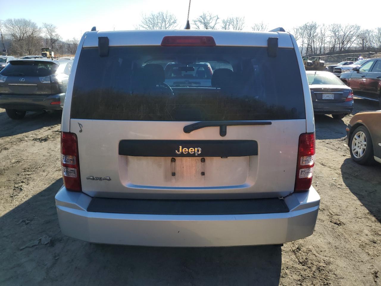 2012 JEEP LIBERTY SP - Image 6
