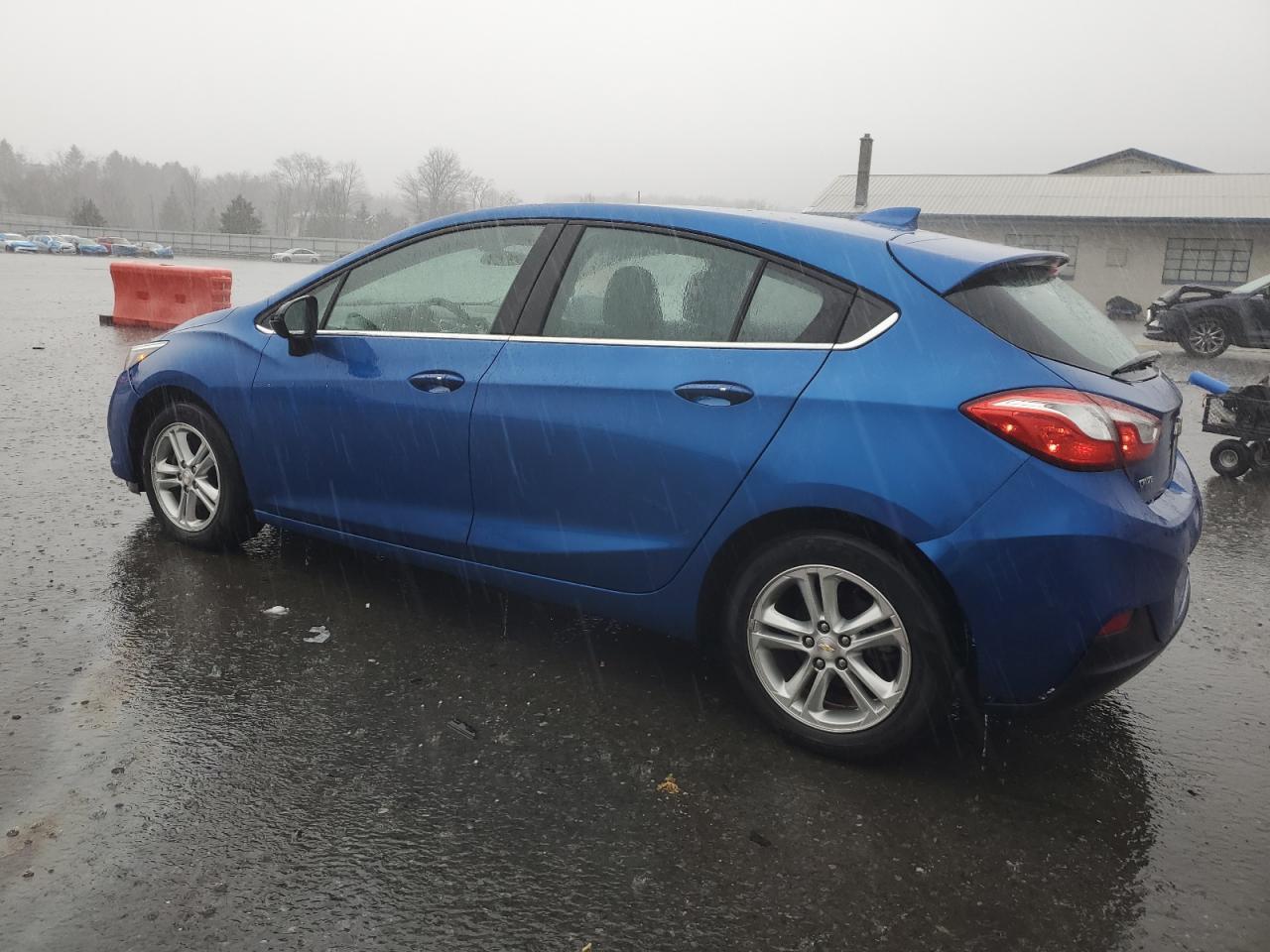 2017 CHEVROLET CRUZE LT - Image 2