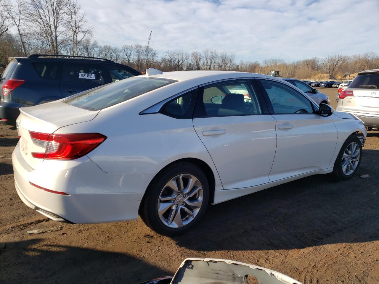 2018 HONDA ACCORD LX - Image 3
