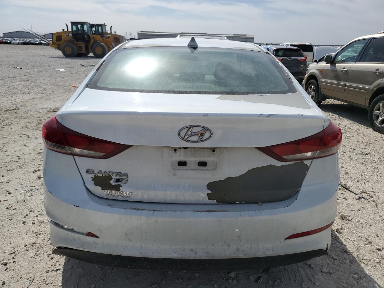 2018 HYUNDAI ELANTRA SE - Image 6