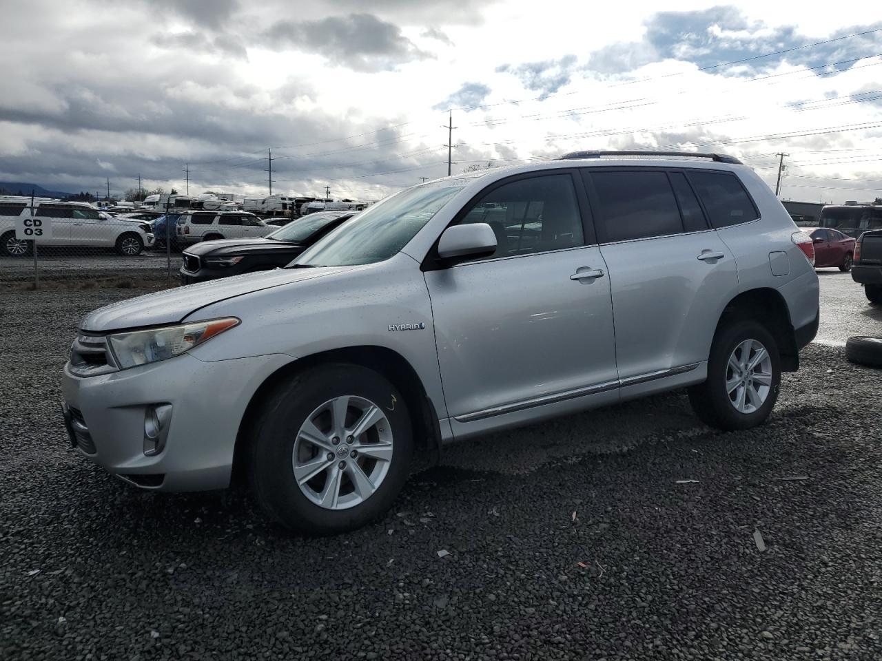 2011 TOYOTA HIGHLANDER