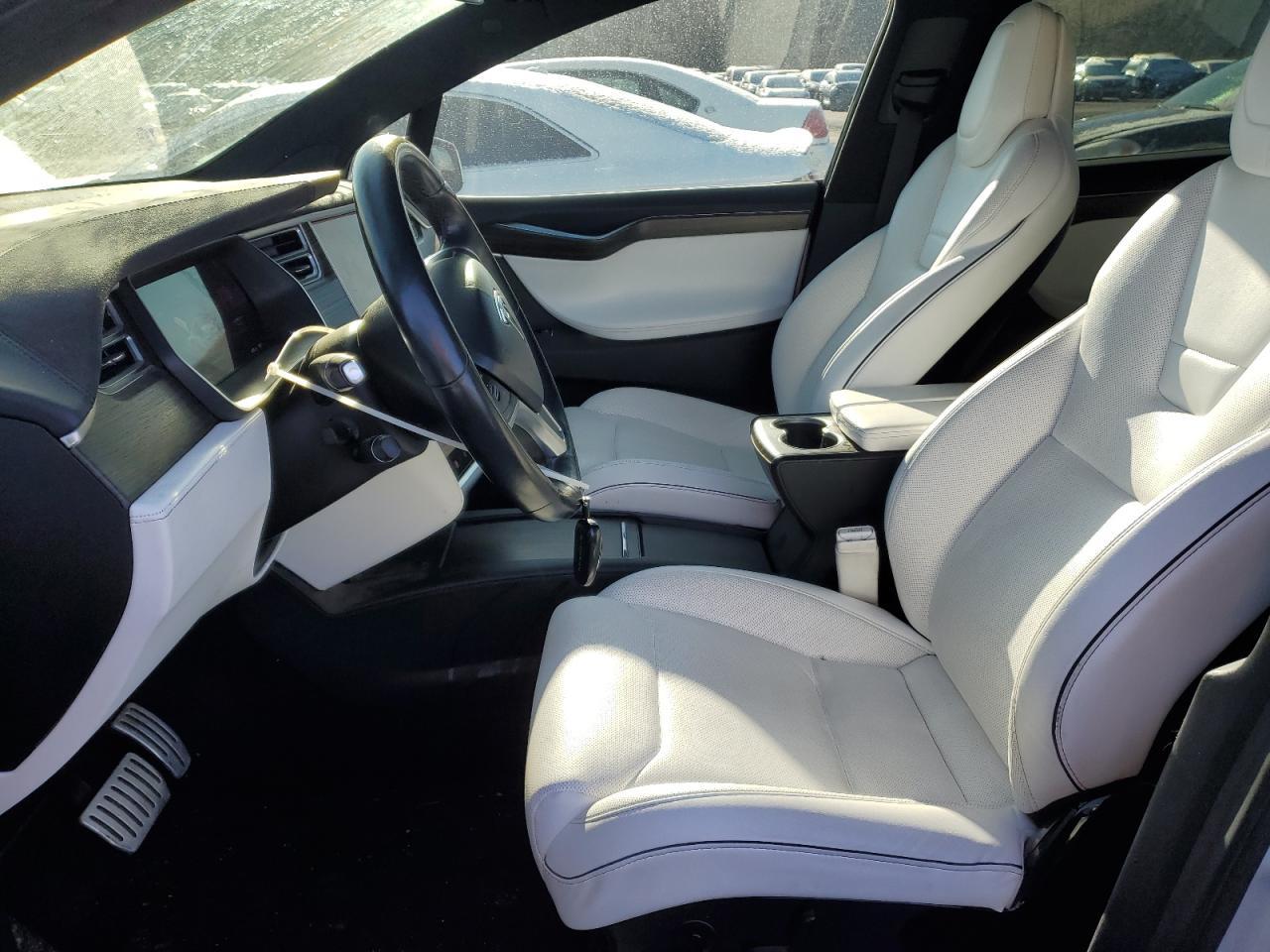 2016 TESLA MODEL X - Image 7