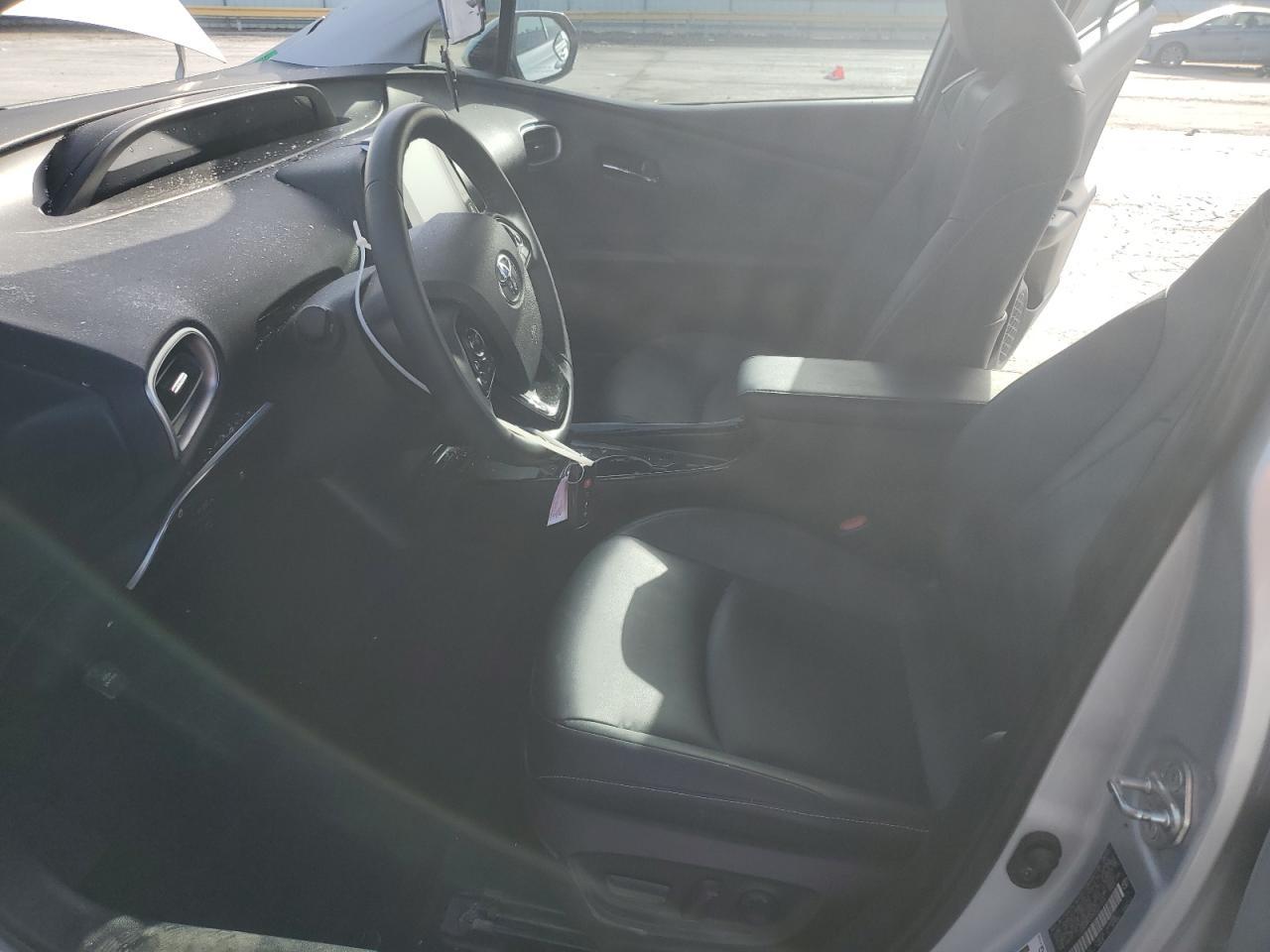 2022 TOYOTA PRIUS PRIM - Фото 7