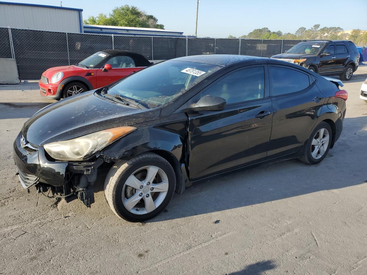 2013 HYUNDAI ELANTRA GL