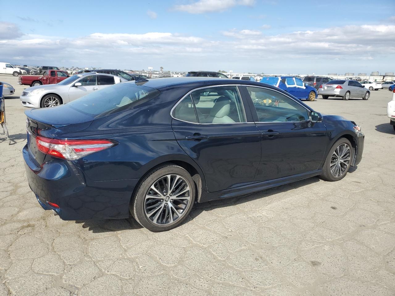 2019 TOYOTA CAMRY L - Image 3