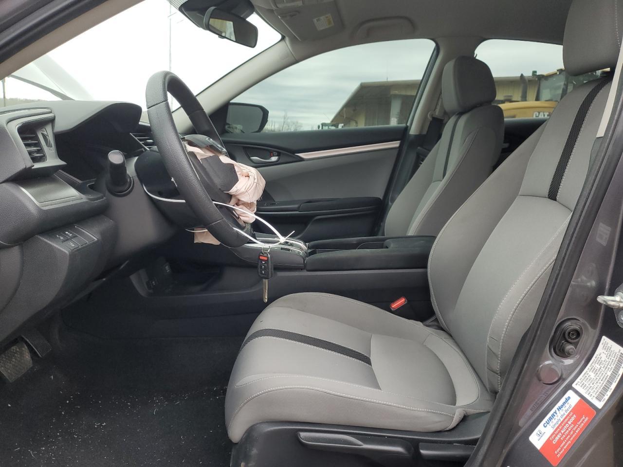 2019 HONDA CIVIC LX - Image 7