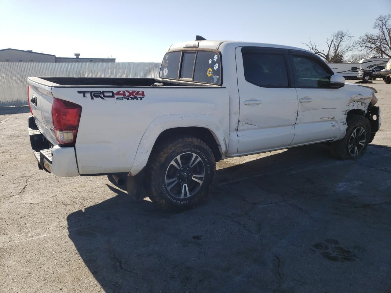 2016 TOYOTA TACOMA DOU - Image 3