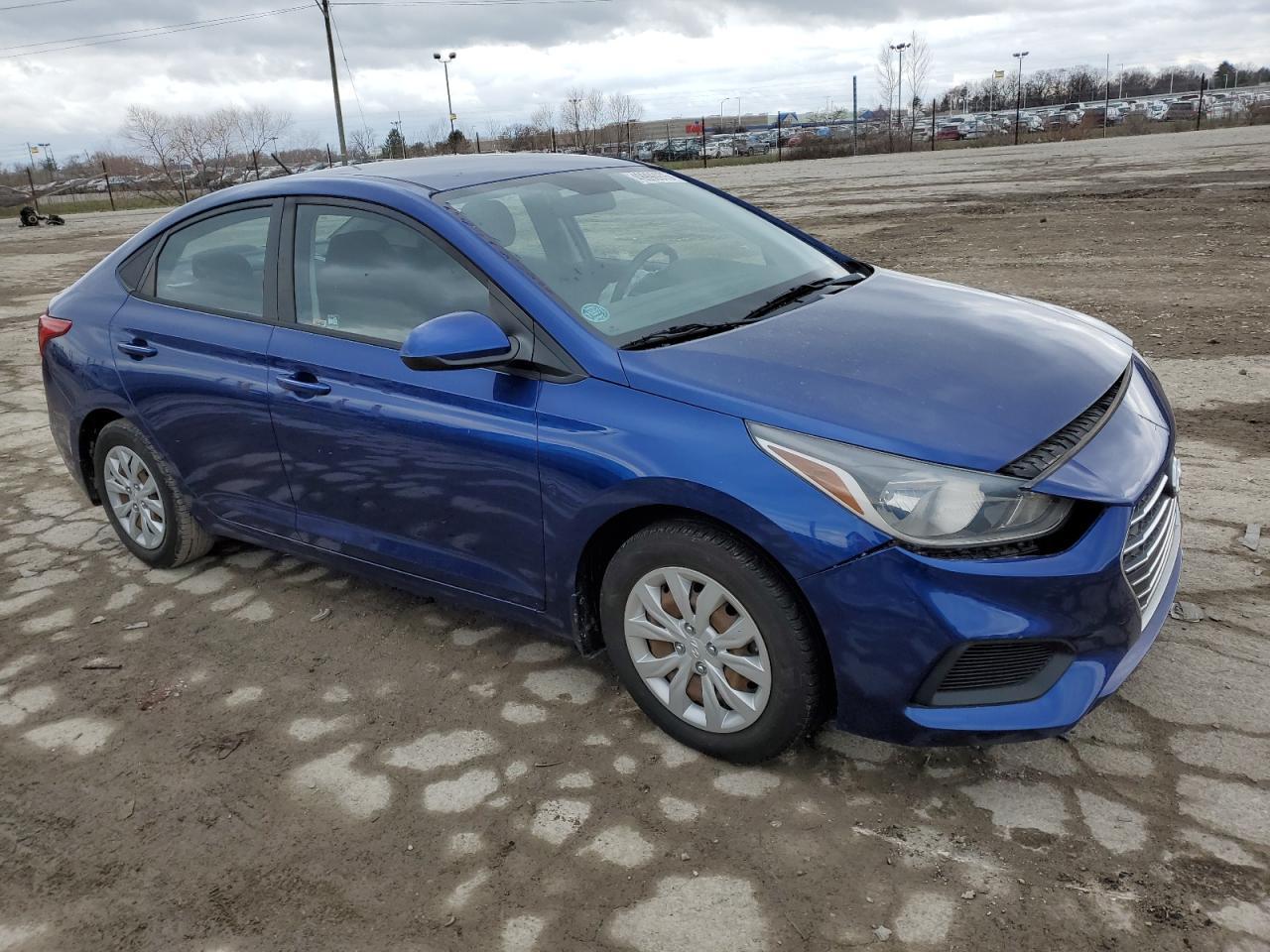 2019 HYUNDAI ACCENT SE - Image 4