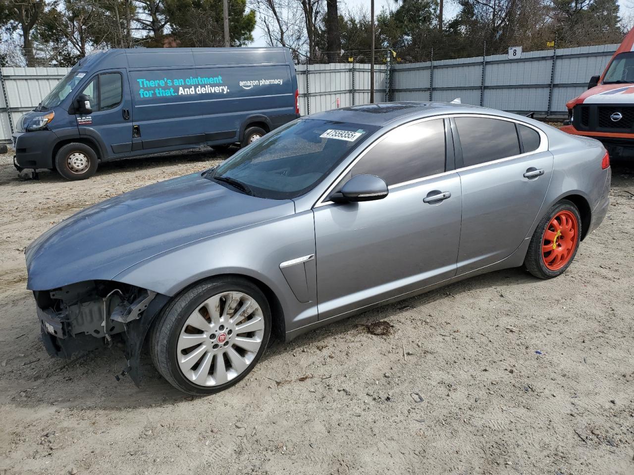 2014 JAGUAR XF