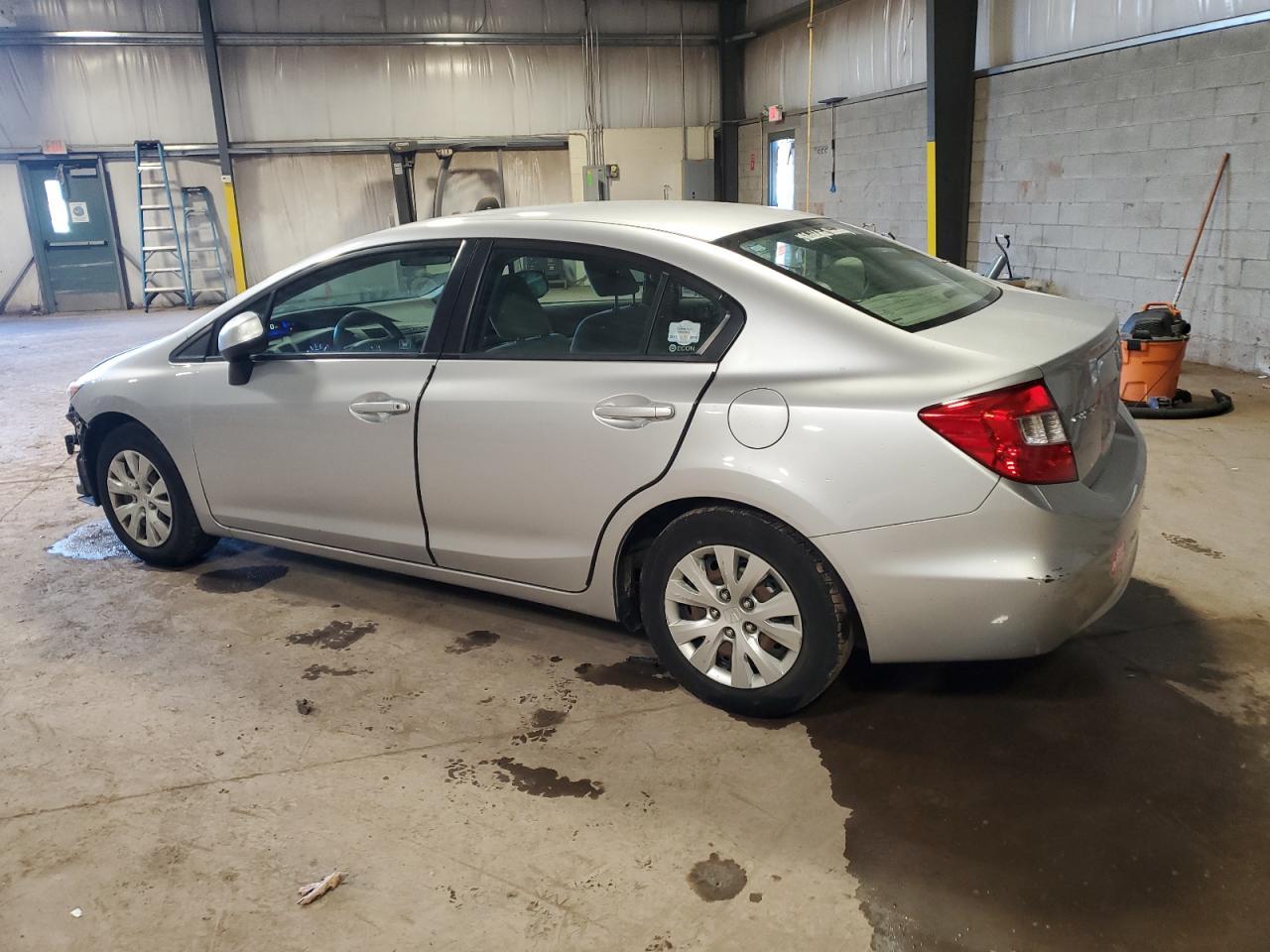 2012 HONDA CIVIC LX - Фото 2