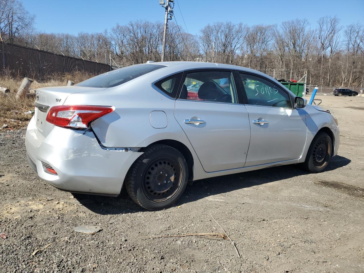2017 NISSAN SENTRA S - Фото 3