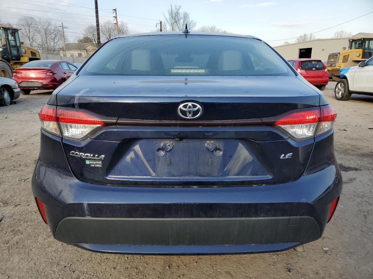 2021 TOYOTA COROLLA LE - Фото 6