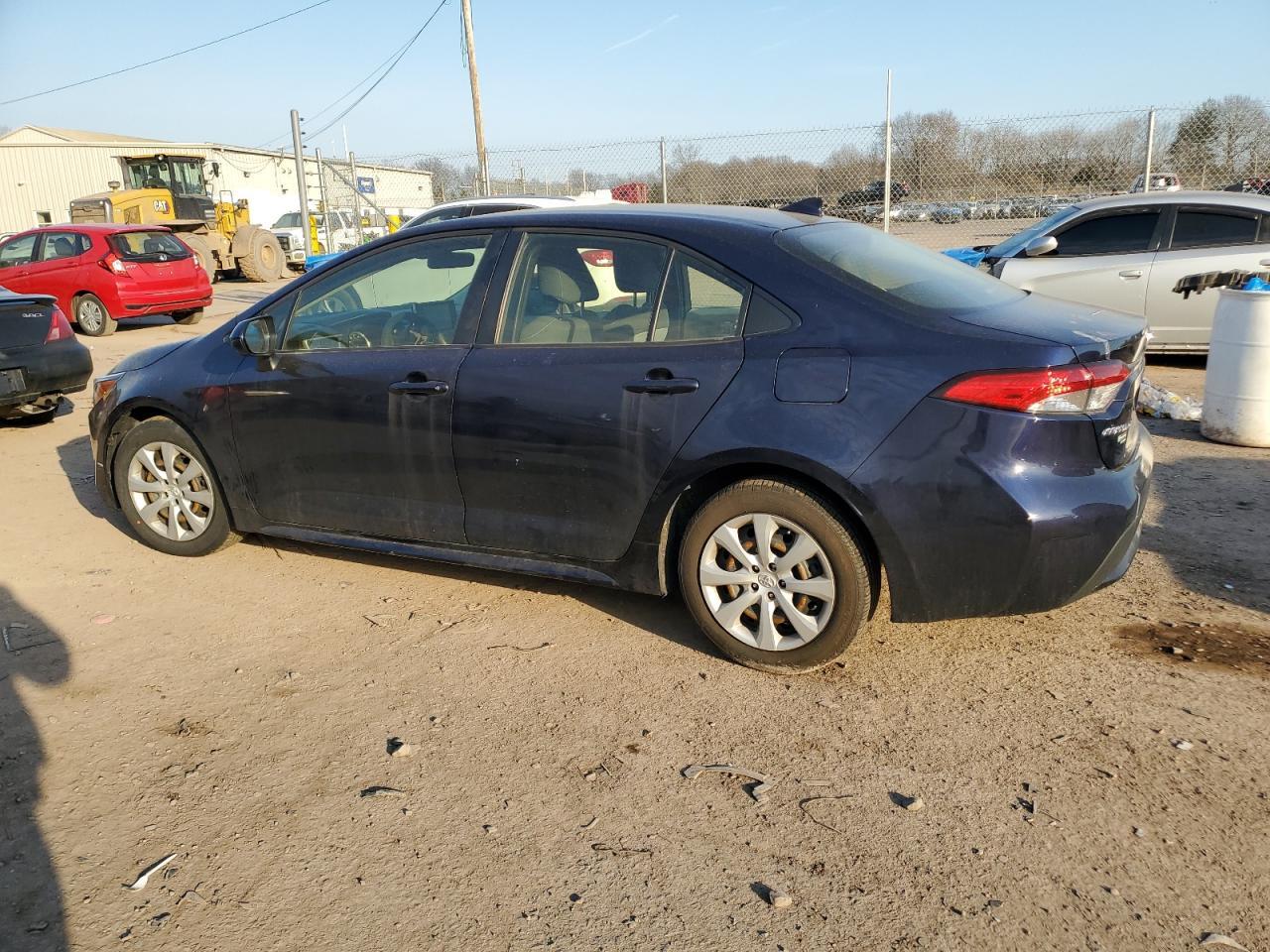 2021 TOYOTA COROLLA LE - Фото 2
