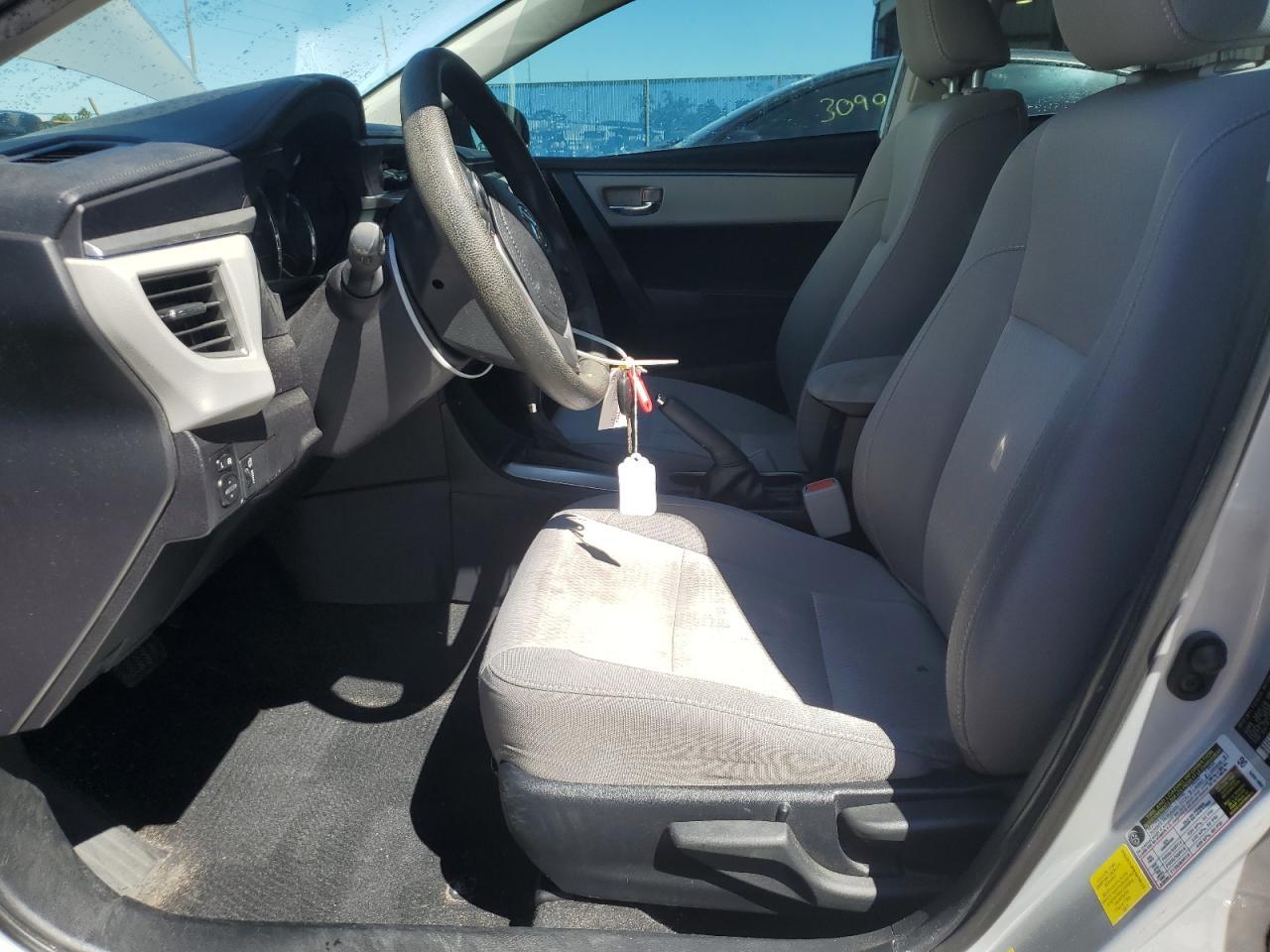 2015 TOYOTA COROLLA L - Фото 7