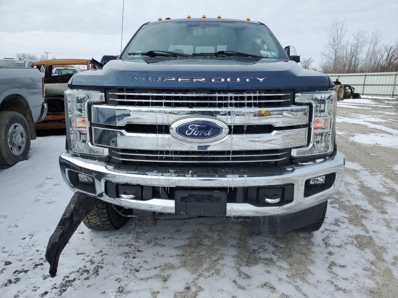 2017 FORD F250 SUPER - Image 5