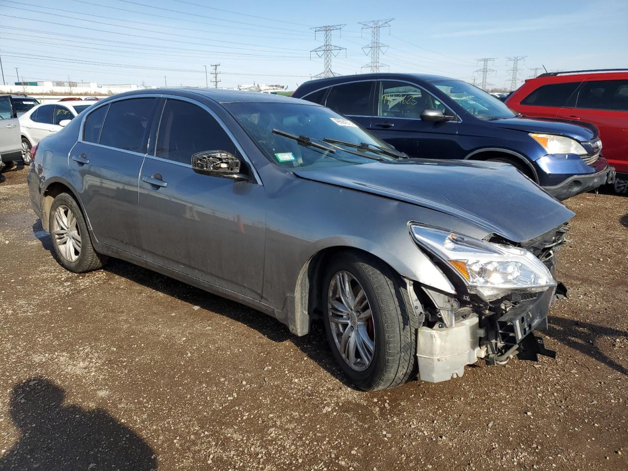 2011 INFINITI G37 - Image 4