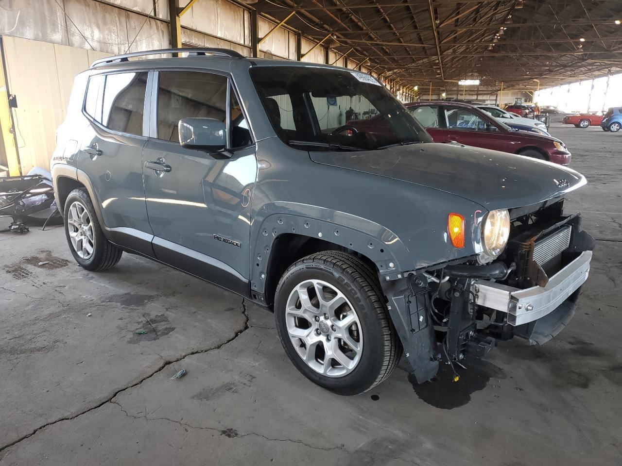 2017 JEEP RENEGADE L - Image 4