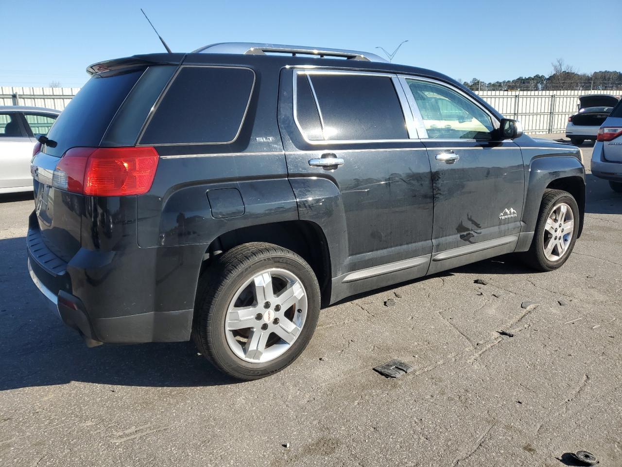2012 GMC TERRAIN SL - Image 3