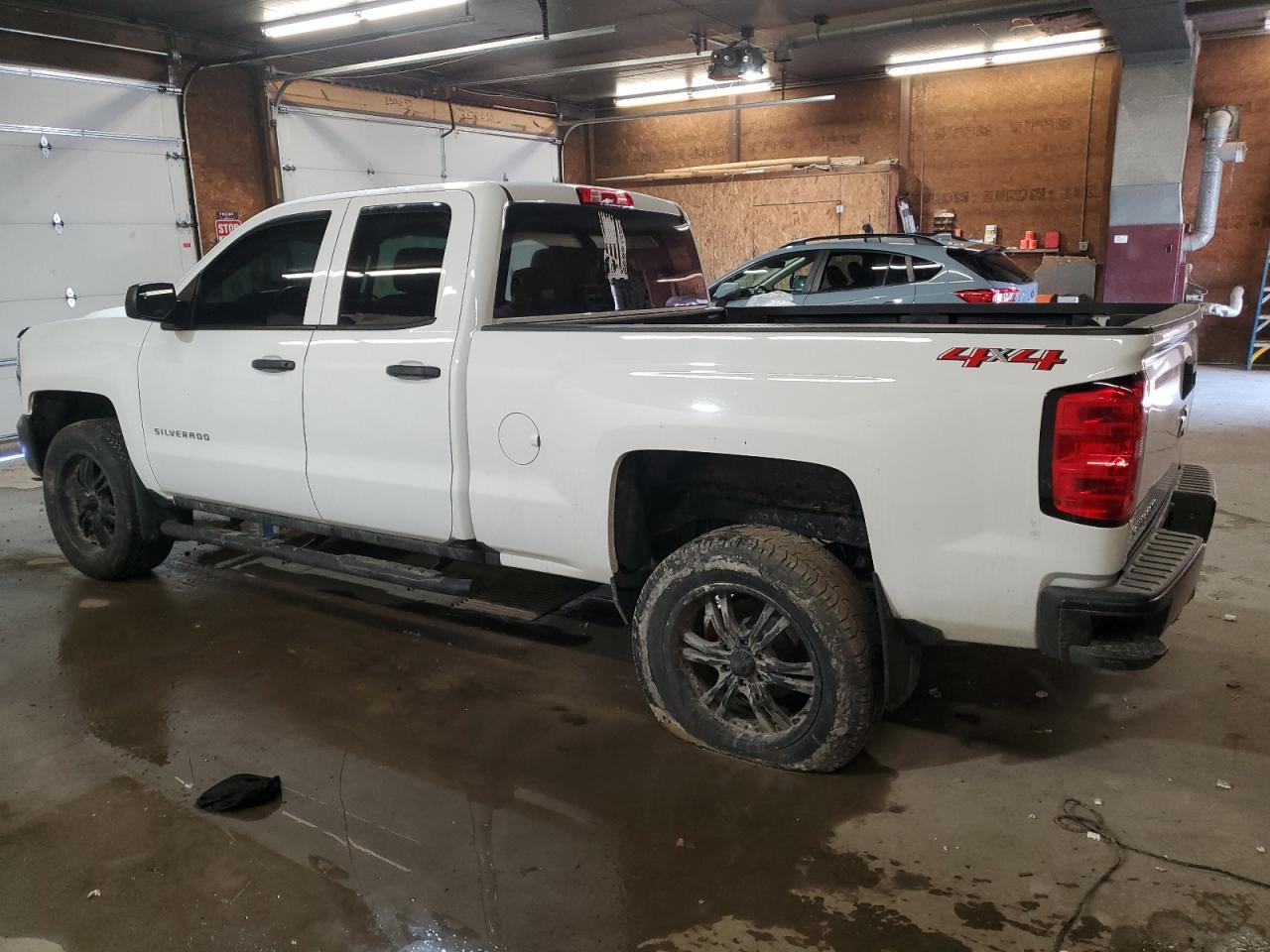2018 CHEVROLET SILVERADO - Фото 2