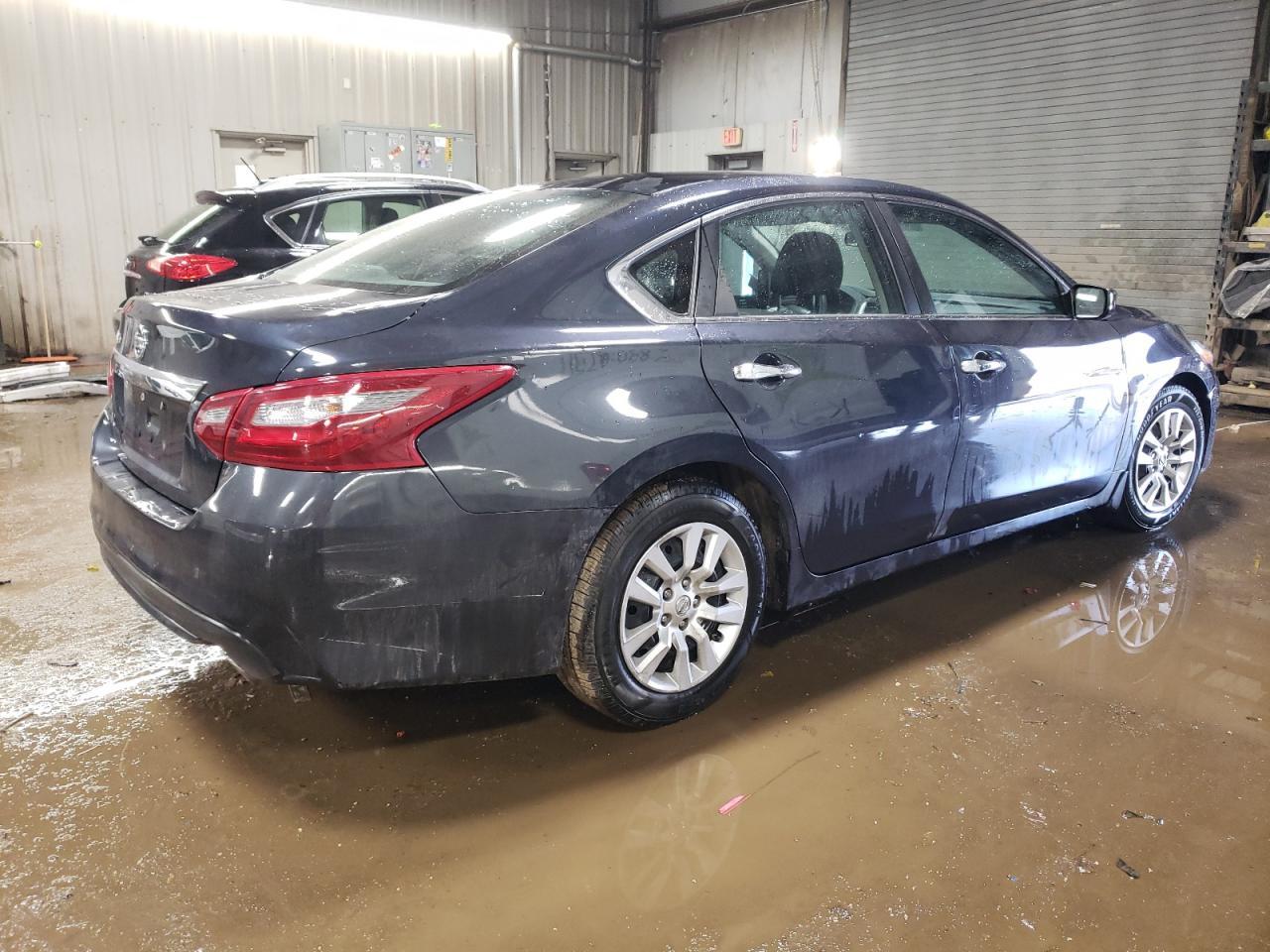 2018 NISSAN ALTIMA 2.5 - Фото 3