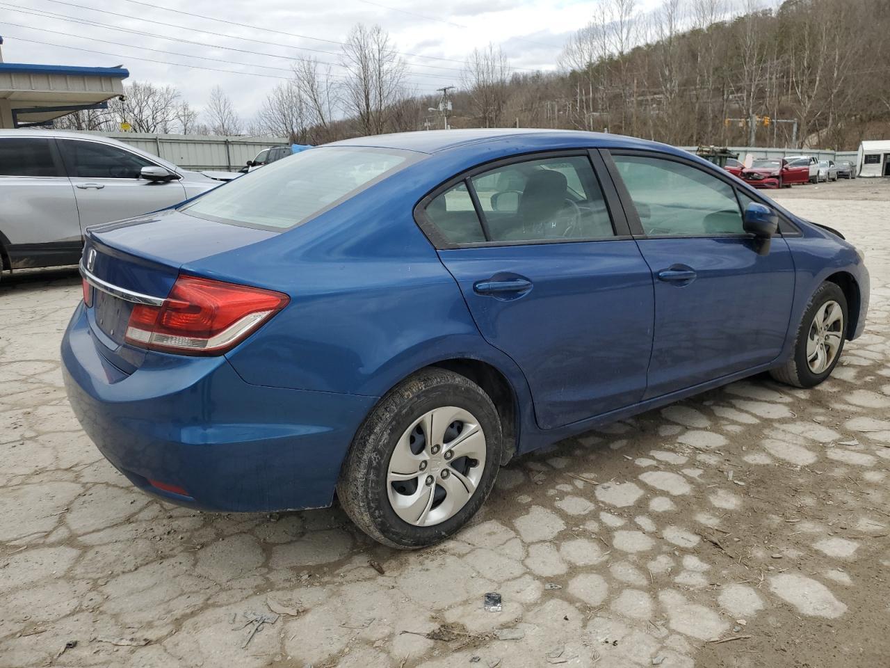 2015 HONDA CIVIC LX - Фото 3