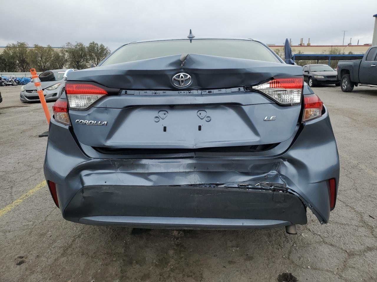 2022 TOYOTA COROLLA LE - Фото 6
