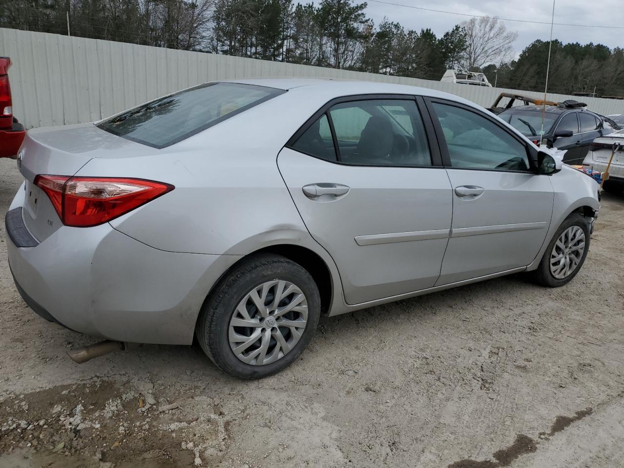 2018 TOYOTA COROLLA L - Image 3