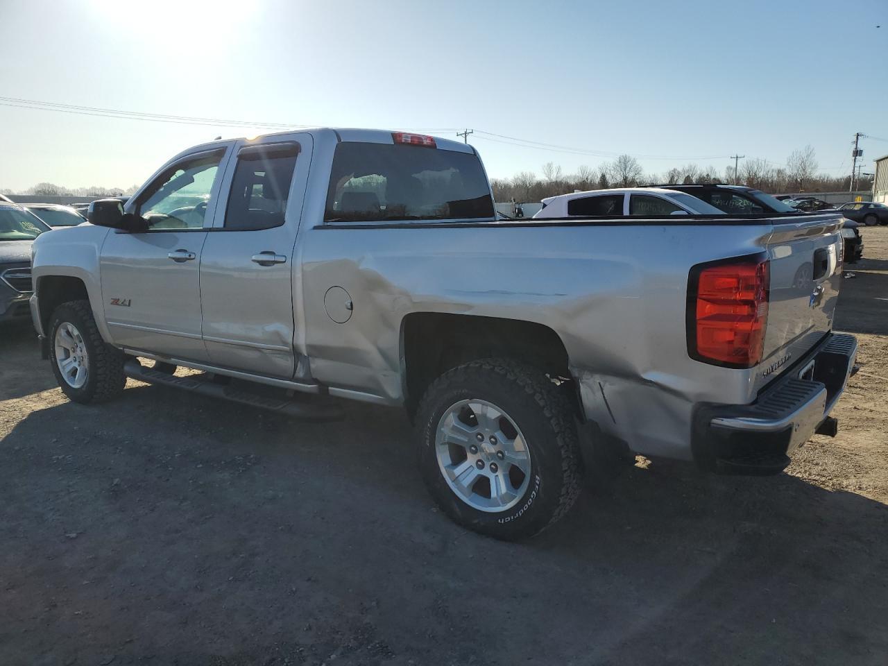 2019 CHEVROLET SILVERADO - Image 2