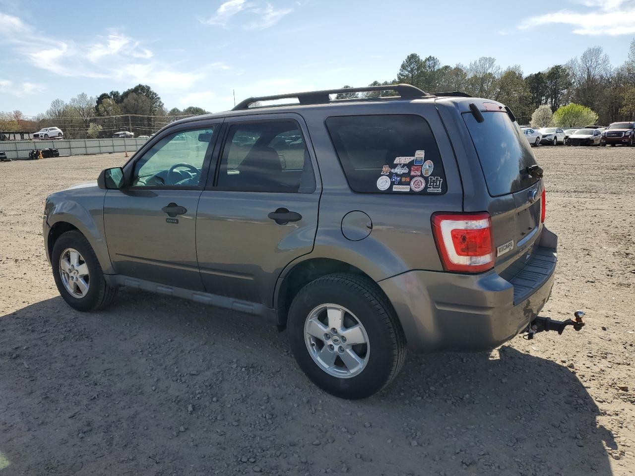 2012 FORD ESCAPE XLT - Image 2