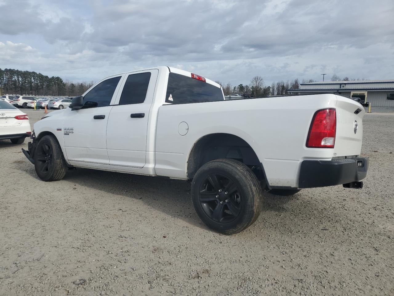 2019 RAM 1500 CLASS - Image 2