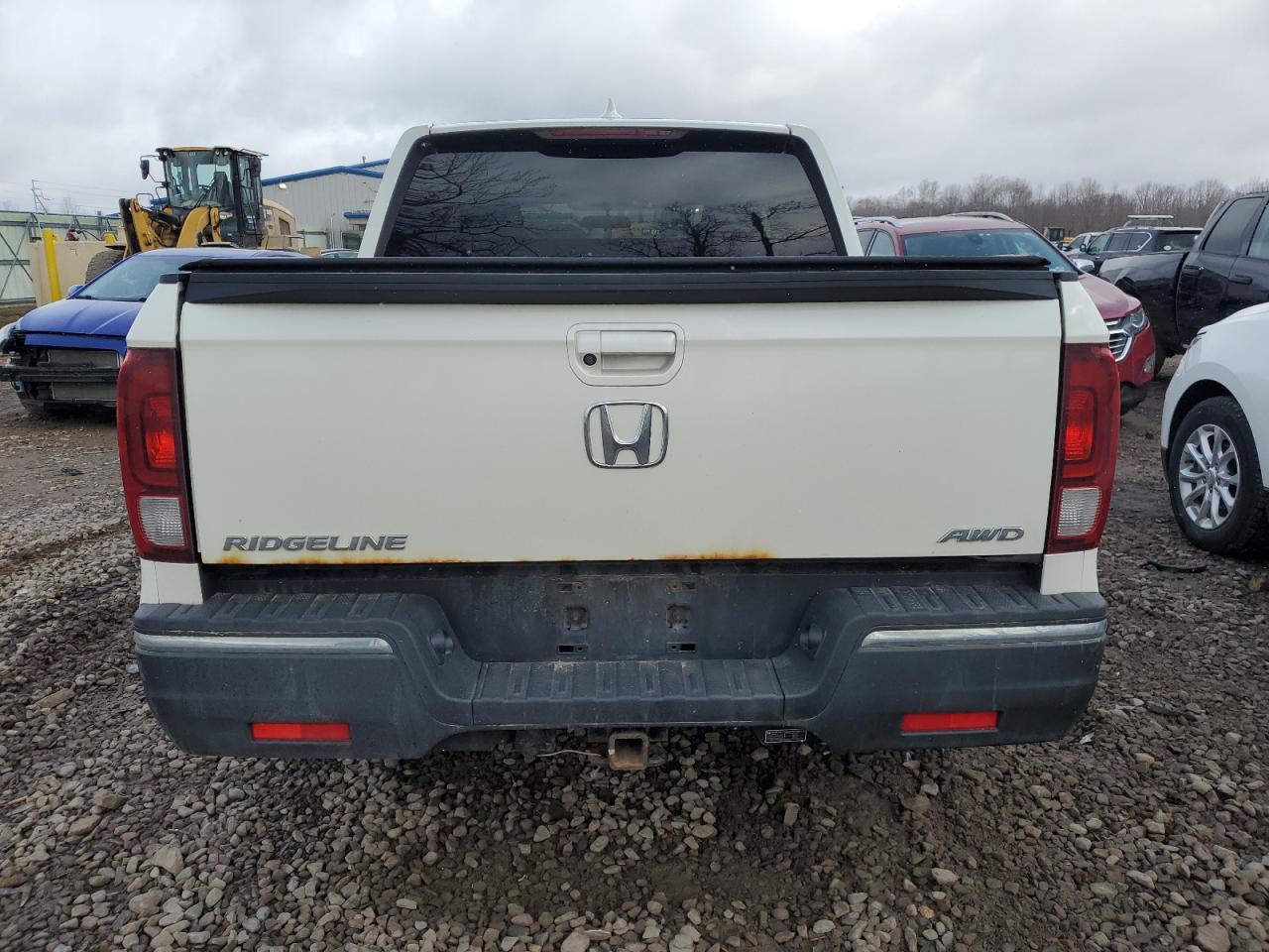 2017 HONDA RIDGELINE - Image 6