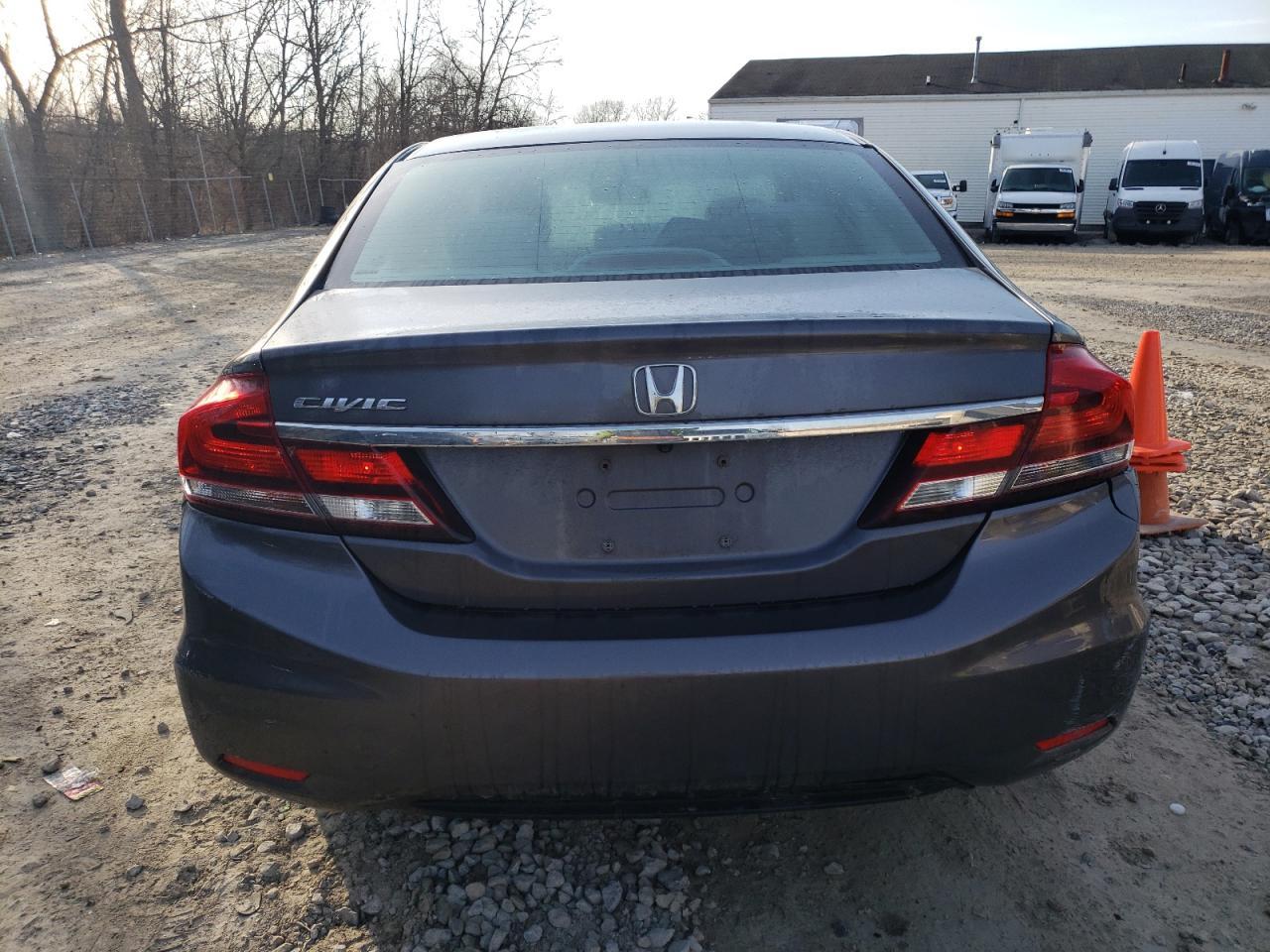2015 HONDA CIVIC LX - Image 6