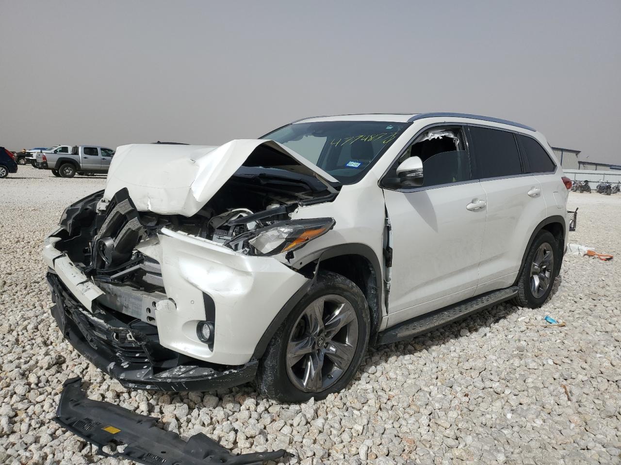 2019 TOYOTA HIGHLANDER