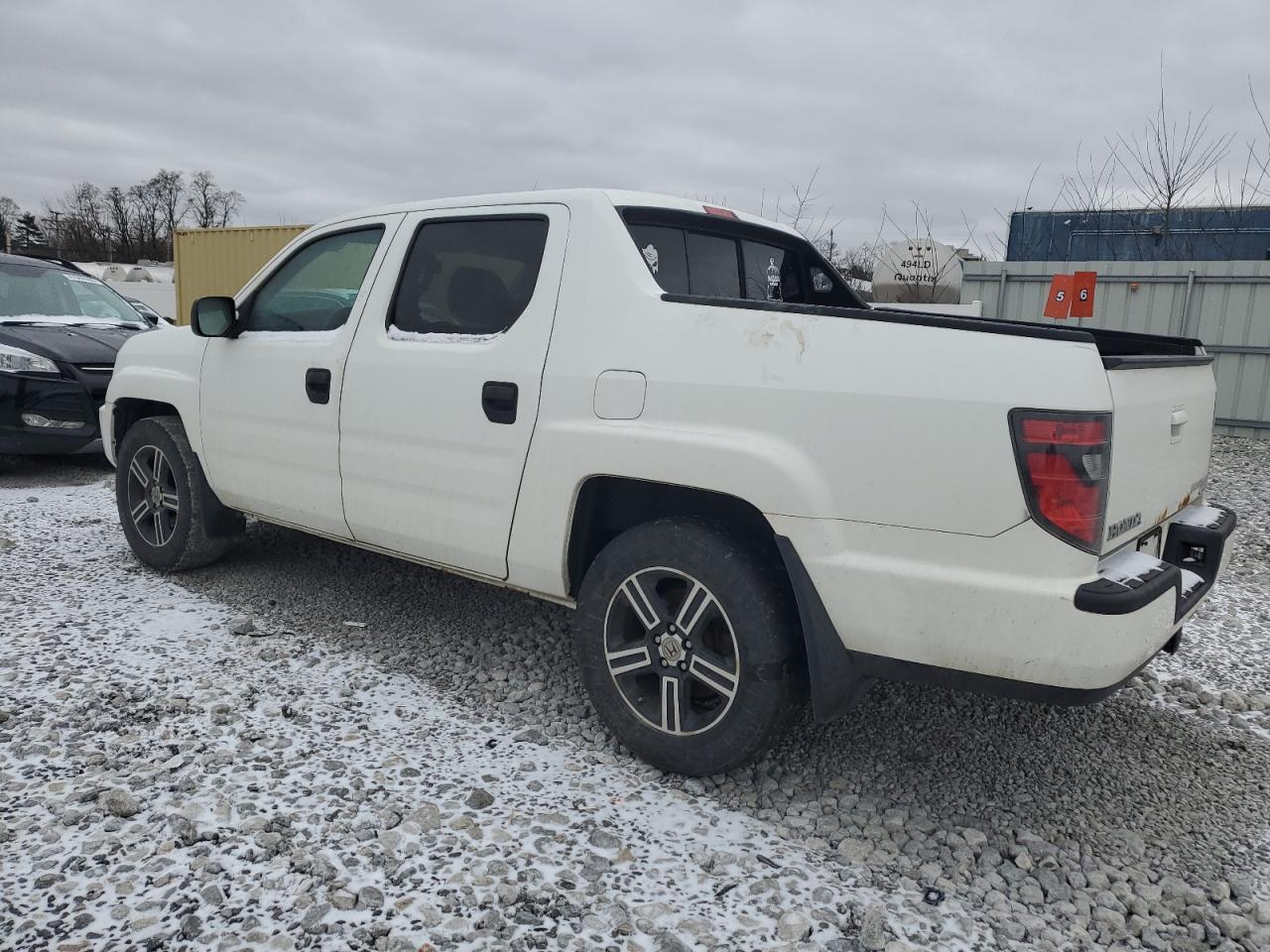 2013 HONDA RIDGELINE - Фото 2