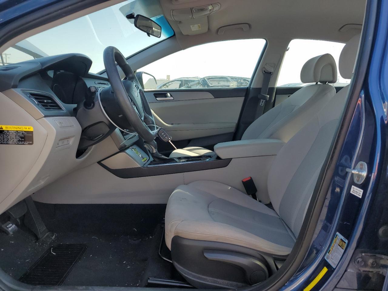 2017 HYUNDAI SONATA SE - Фото 7