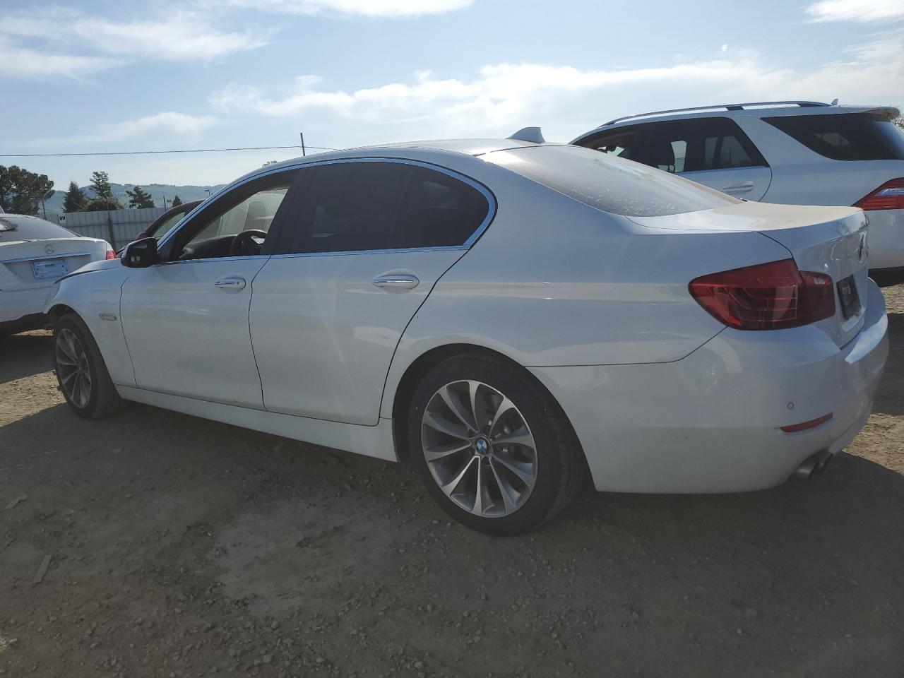 2016 BMW 528 I - Image 2