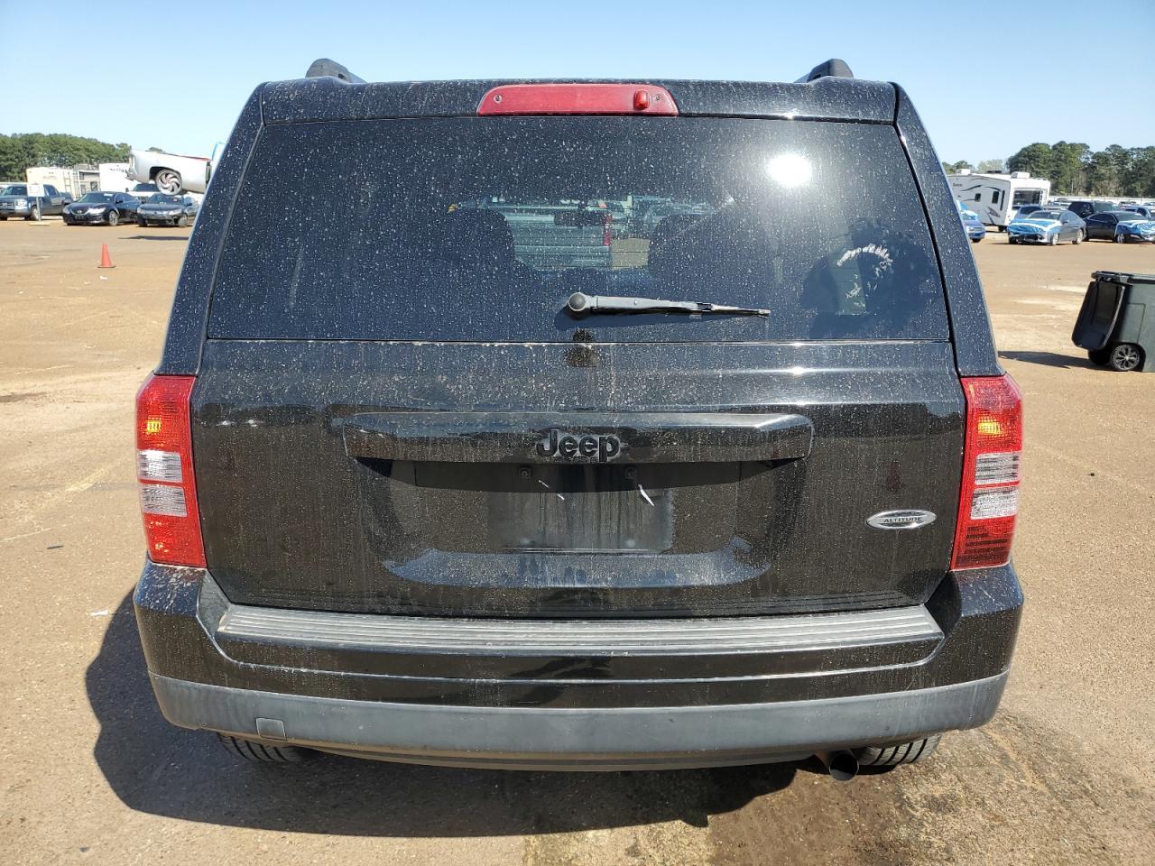 2014 JEEP PATRIOT SP - Image 6