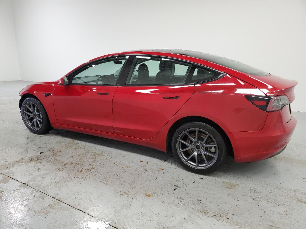 2022 TESLA MODEL 3 - Фото 2