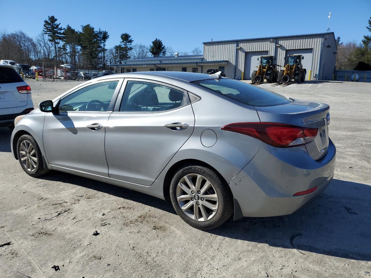 2014 HYUNDAI ELANTRA SE - Image 2