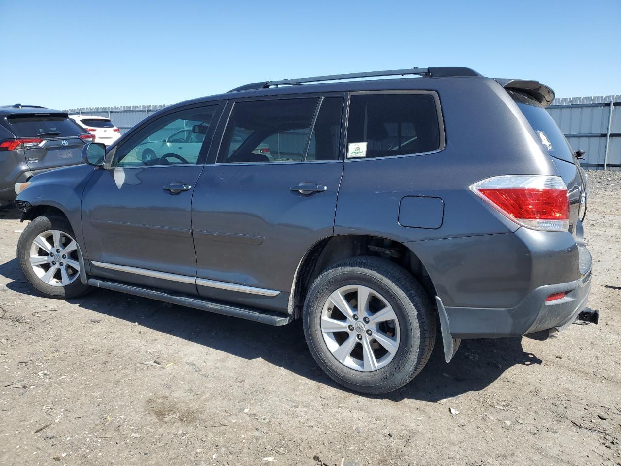 2011 TOYOTA HIGHLANDER - Фото 2