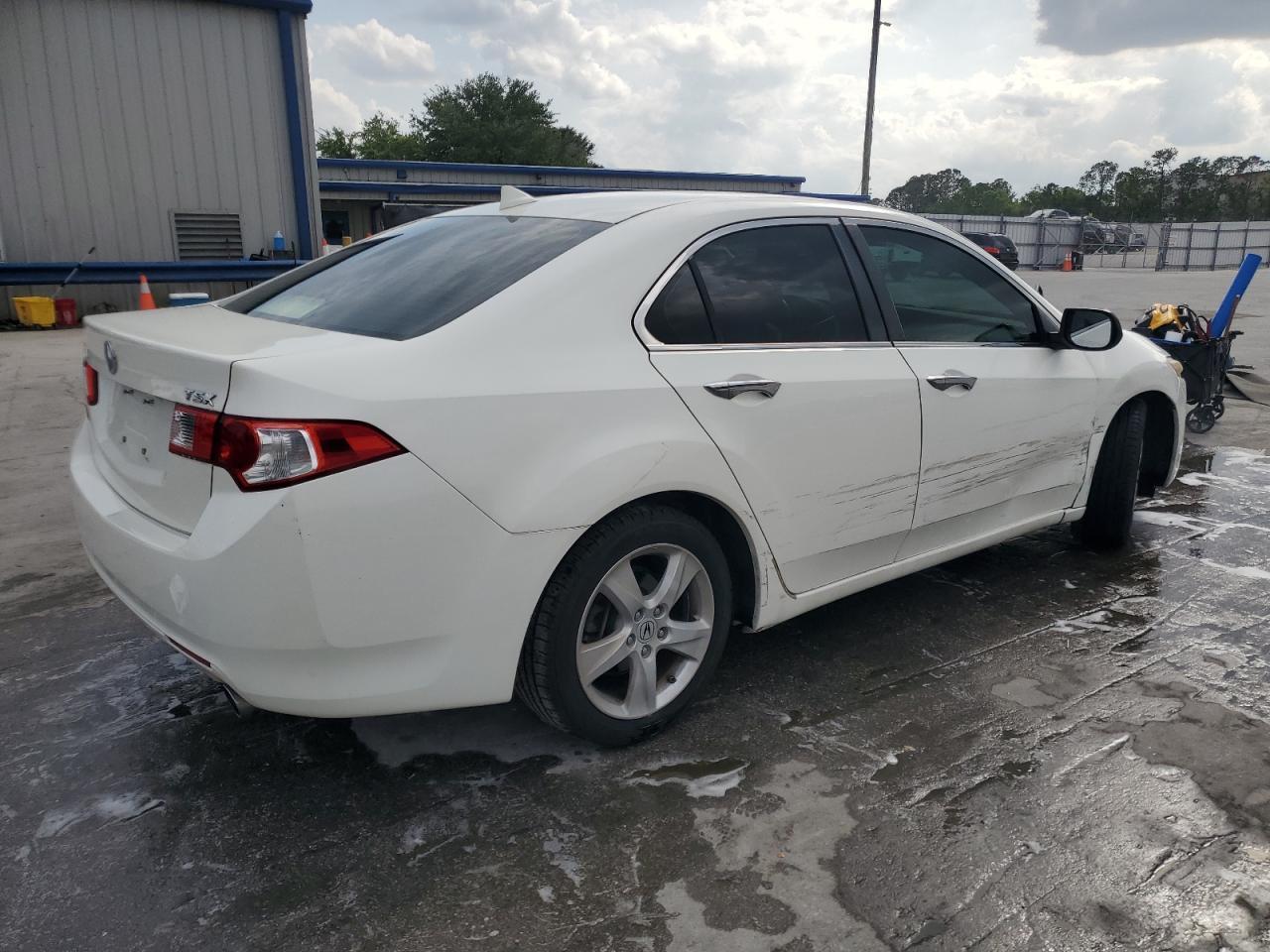 2010 ACURA TSX - Image 3