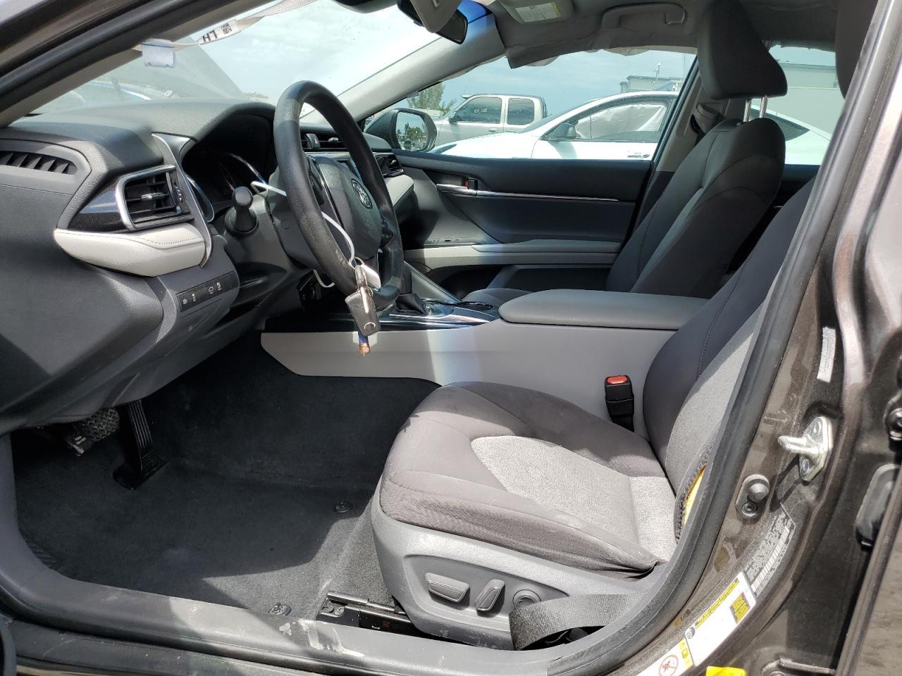 2019 TOYOTA CAMRY L - Image 7