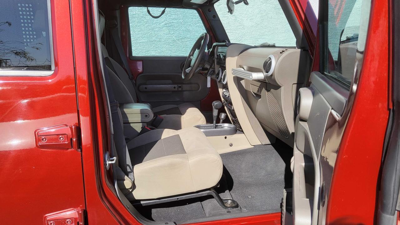 2010 JEEP WRANGLER U - Image 5