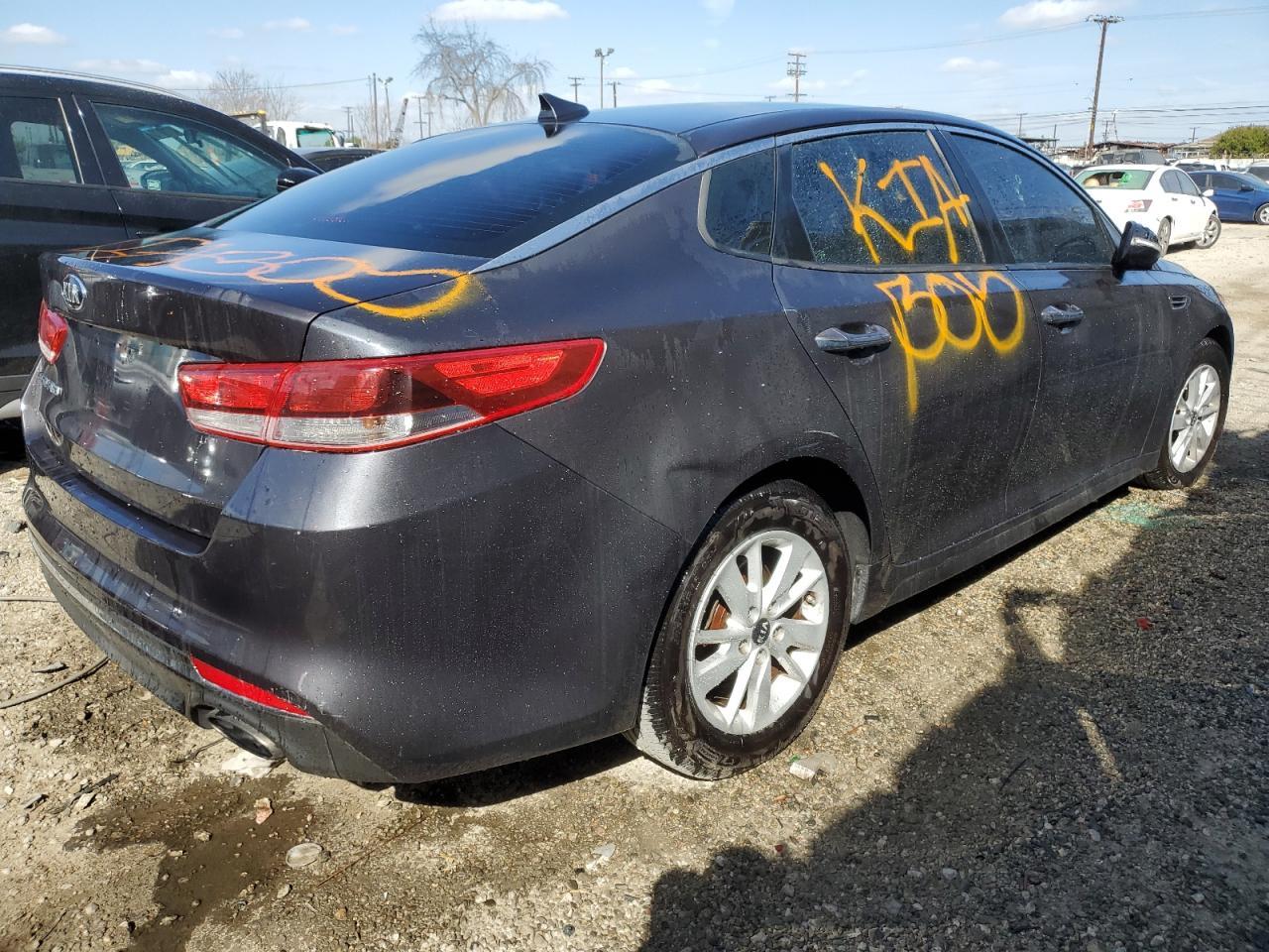 2016 KIA OPTIMA LX - Фото 3