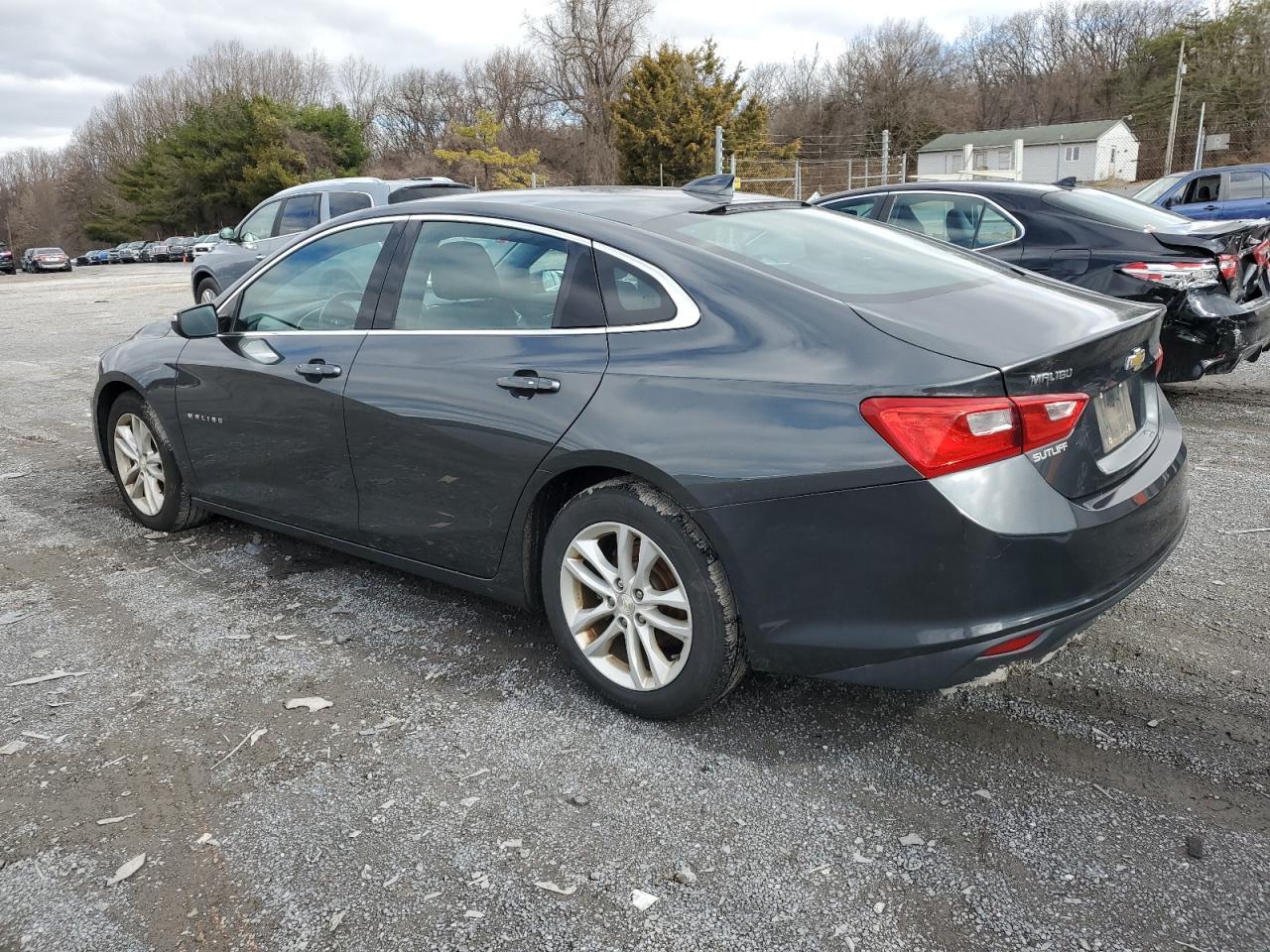 2017 CHEVROLET MALIBU LT - Image 2