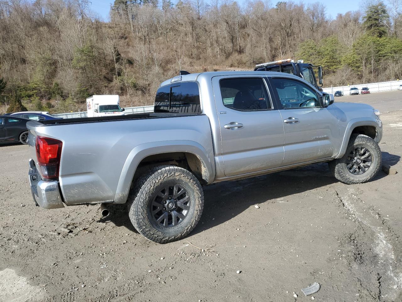 2023 TOYOTA TACOMA DOU - Фото 3