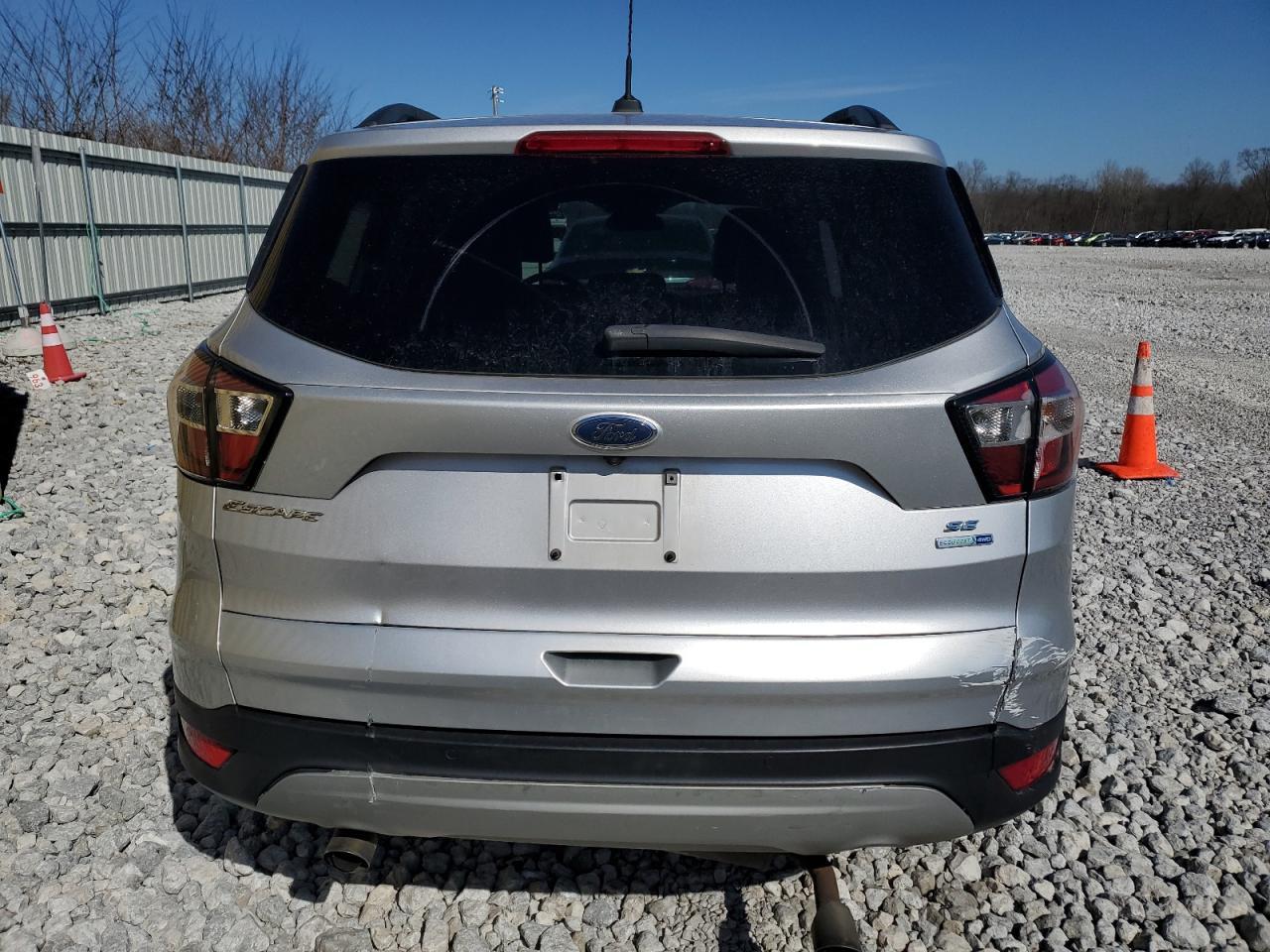 2017 FORD ESCAPE SE - Image 6