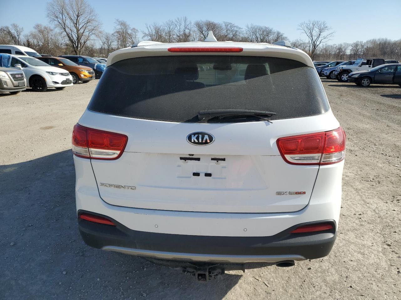 2016 KIA SORENTO EX - Image 6